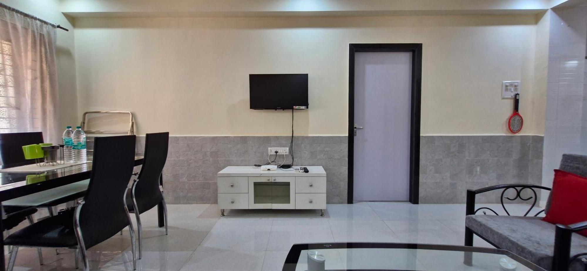 Haven Apartment Inn Baga Beach Exterior photo