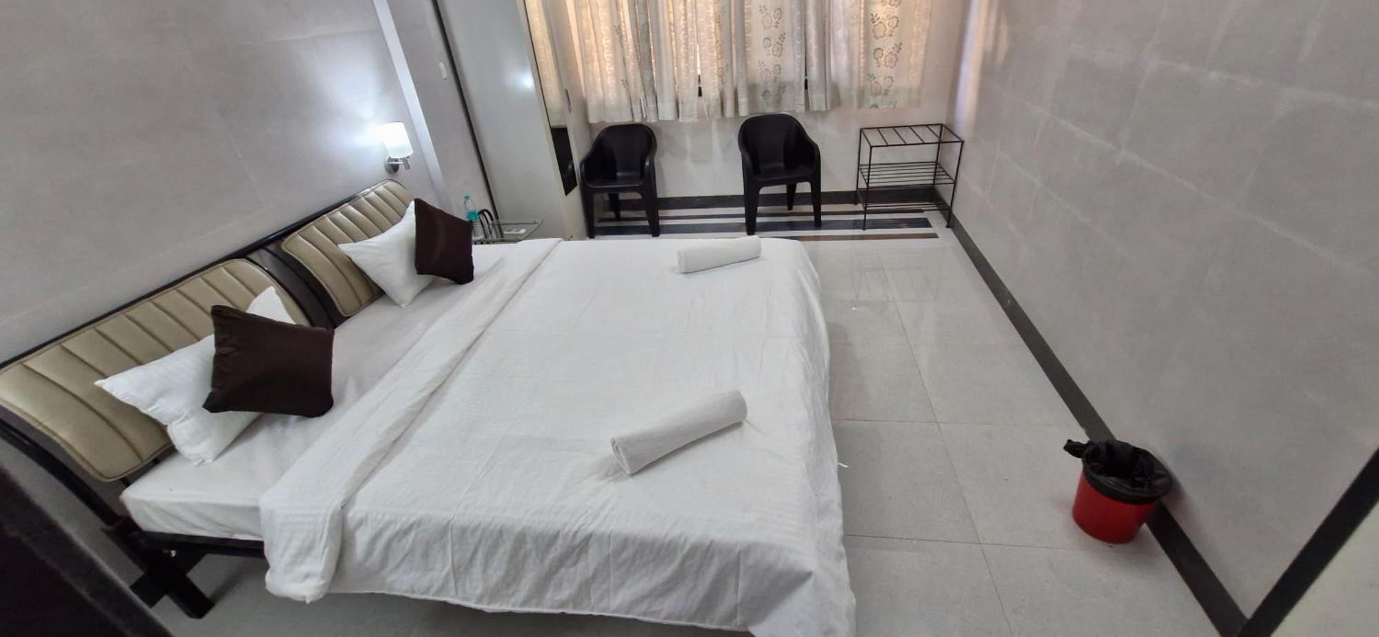 Haven Apartment Inn Baga Beach Exterior photo