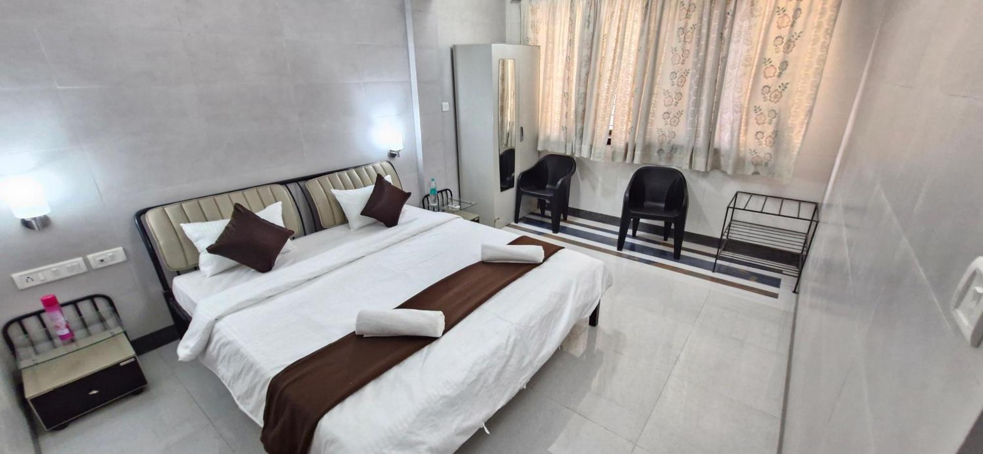 Haven Apartment Inn Baga Beach Exterior photo